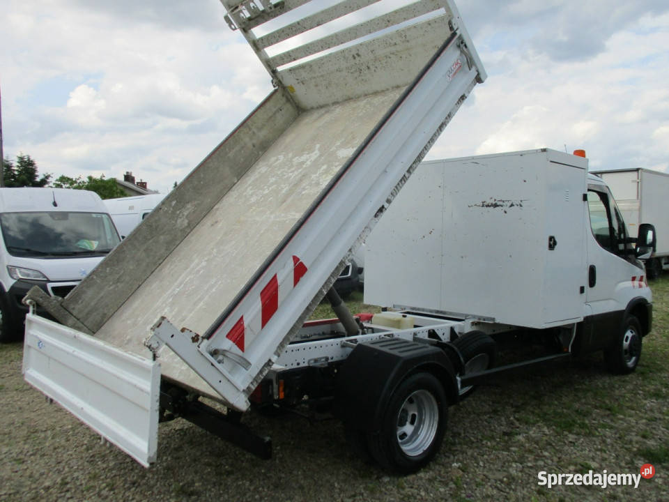 Iveco Daily 35C16 30 HPI 160 FV23 manualna Dębica