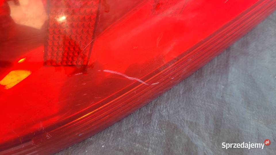 PEUGEOT 607 LIFT LAMPA PRAWY TYŁ Ruda Śląska sprzedam