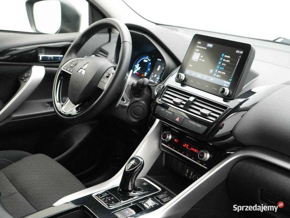 Mitsubishi Eclipse Cross PluginHybrid 188 55 na relingi dachowe sprzedam