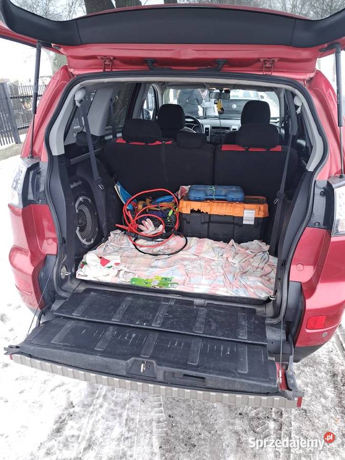 Mitsubishi Outlander 2 Dziarnowo