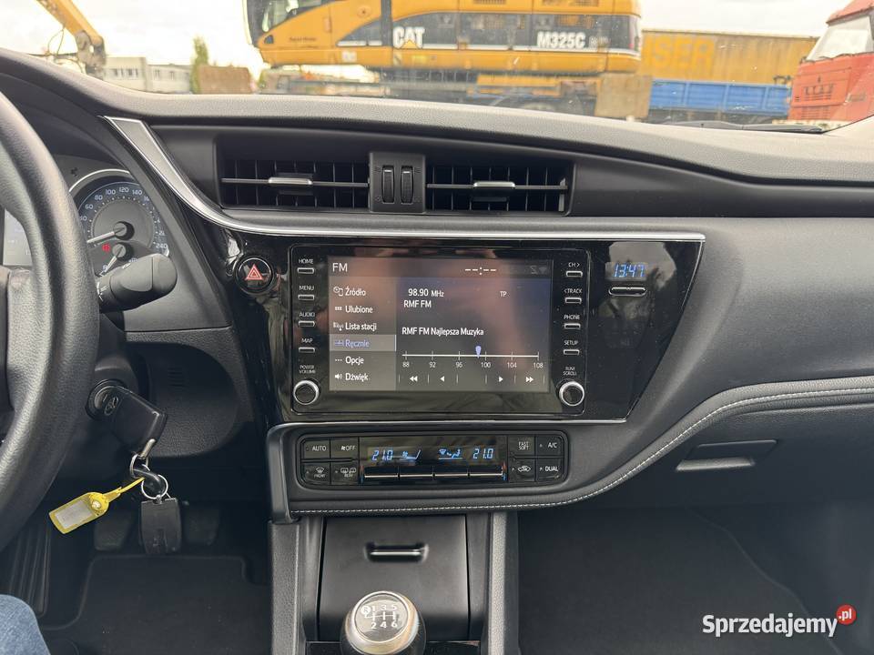 Toyota Corolla 16 BENZYNA Salon Polska światła do jazdy dziennej Konin sprzedam