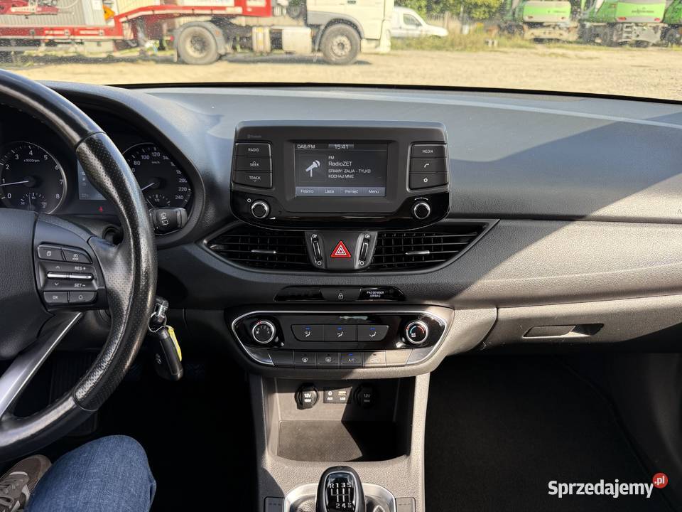 Hyundai i30 14 BENZYNA Klimatyzacja Kamera Ledy wielofunkcyjna kierownica