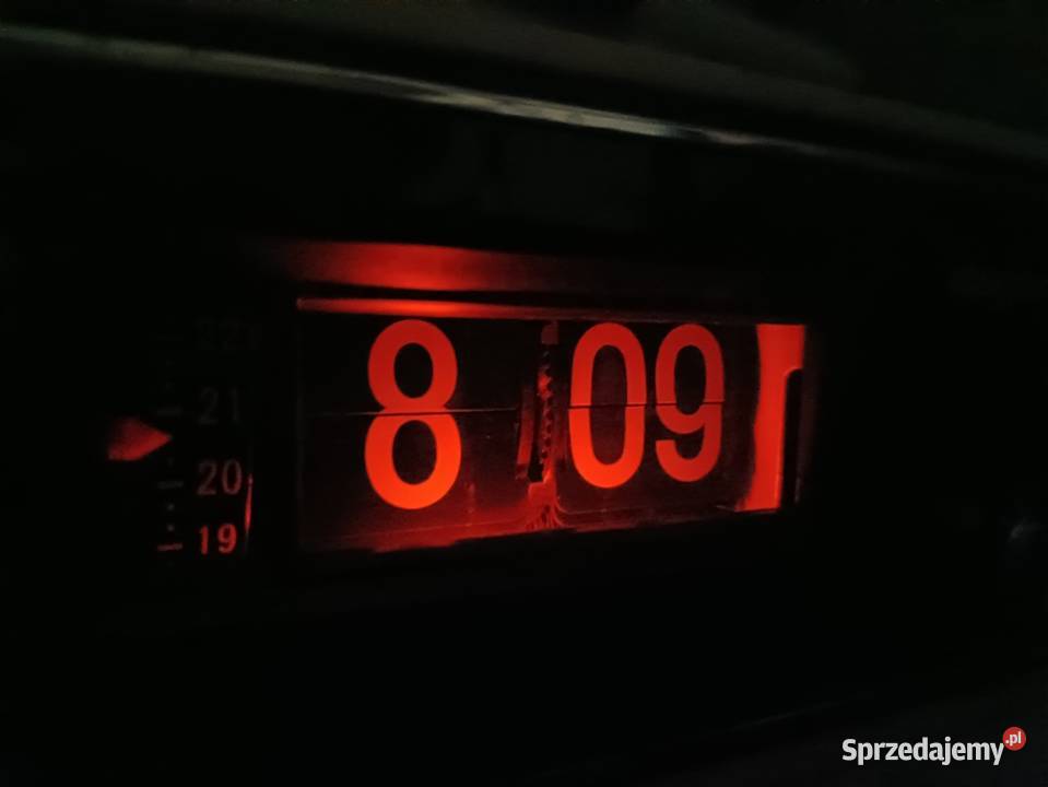 Radiobudzik klapkowy lata 70 DAYTRON Zegary