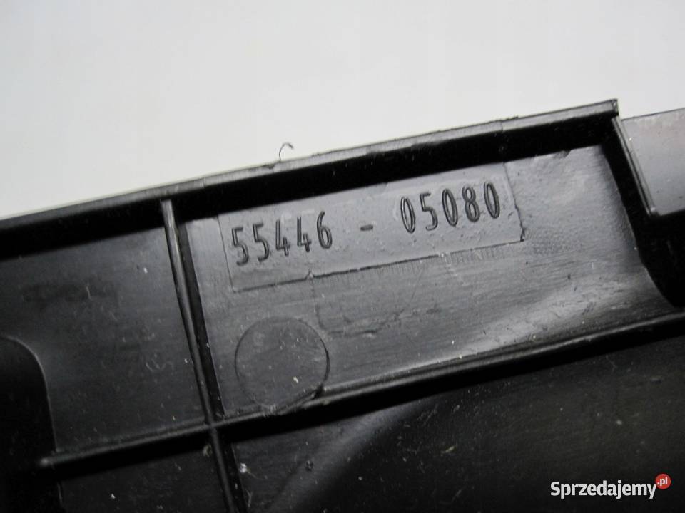 TOYOTA AVENSIS T27 III 10r panel przycisków