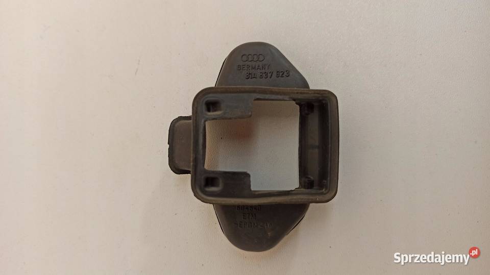 ZAŚLEPKA NAKŁADKA AUDI Q2 81A837923