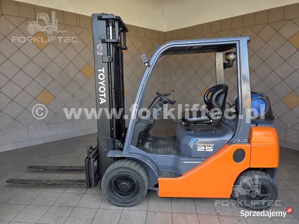 Wózek Widłowy TOYOTA 8FGF25 podnosi 3700 mm gaz Lędziny