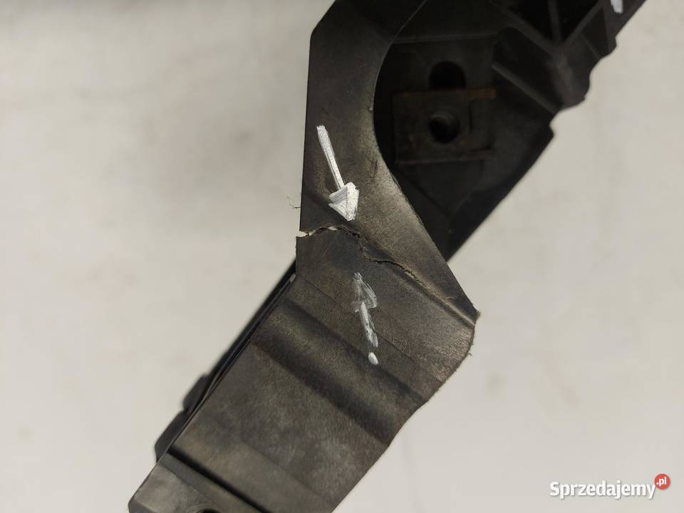 Audi A7 II 4K8 4M0 TFSI ŚLIZG UCHWYT REFLEKOTORA osobowe