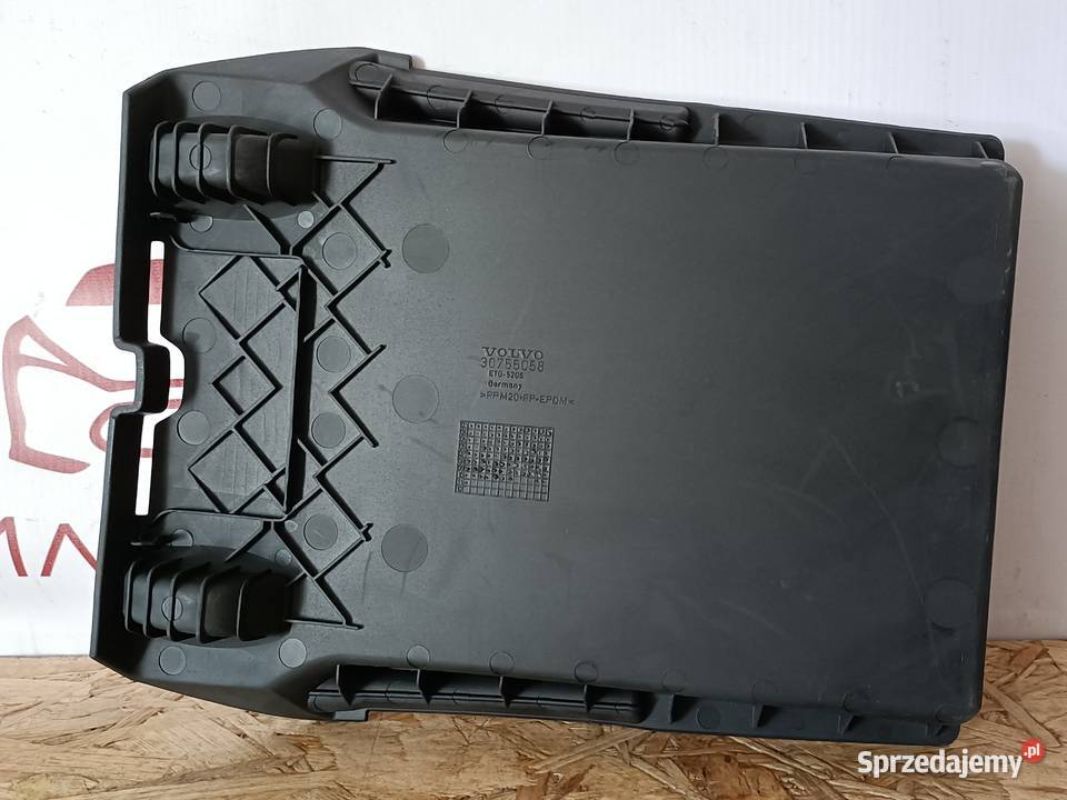VOLVO V50 LIFT GUMA OSŁONA WKŁAD SCHOWKA wielkopolskie Pleszew