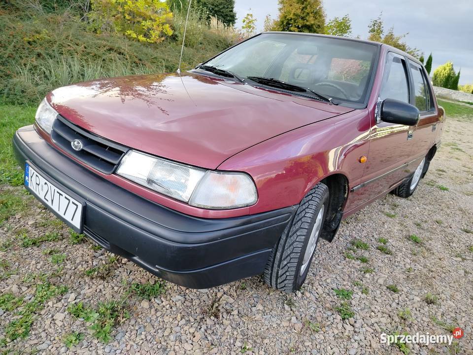 HYUNDAI PONY SEDAN 15 LS LPG Morawica