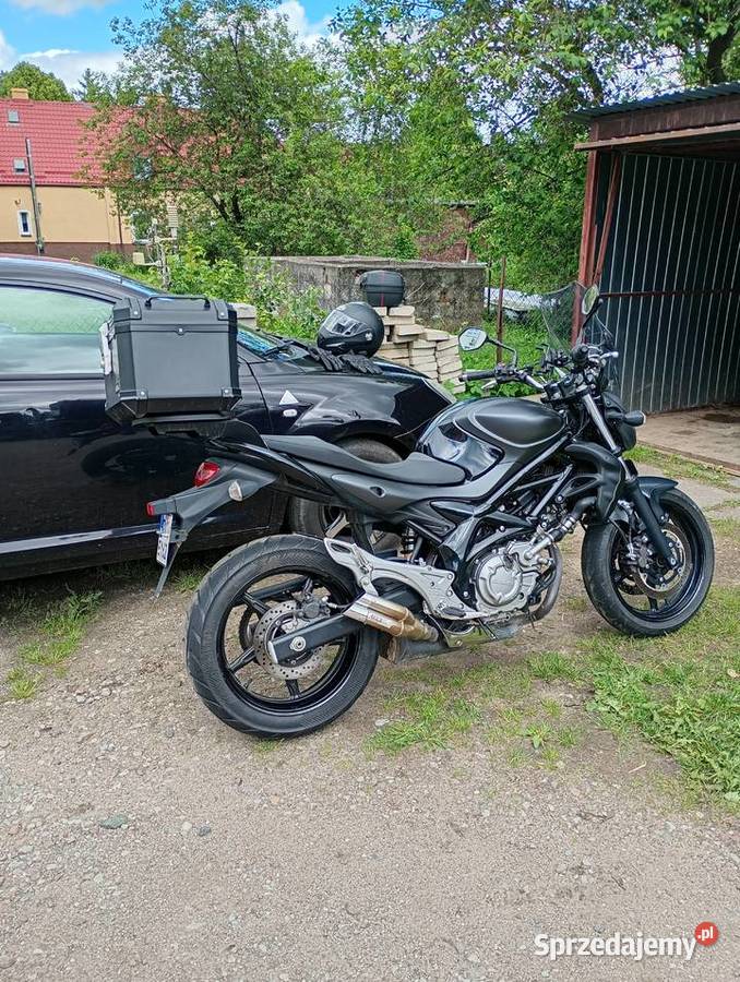 Suzuki sv 650 gladius 2013r mały przebieg Polanów