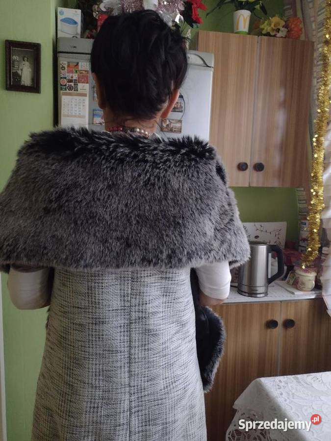 ZARAOgromna futrzana etola szal futerko z małopolskie Kraków