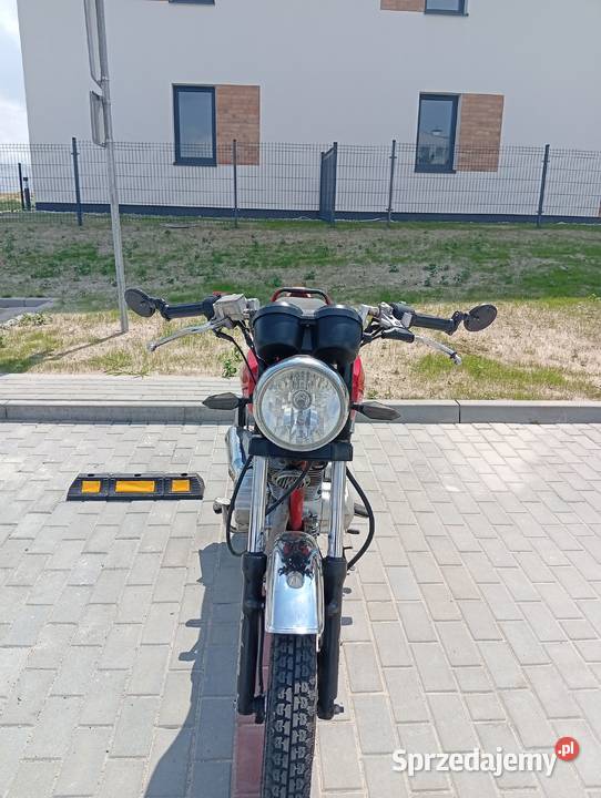 Benzer Aston 250 Łapy