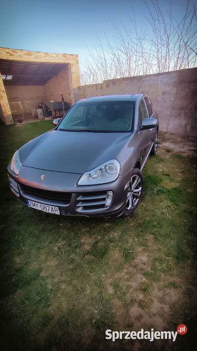 Porsche Cayenne S 48V 8 automatyczna