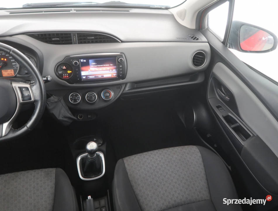 Toyota Yaris 133 Dual VVTi wspomaganie kierownicy sprzedam