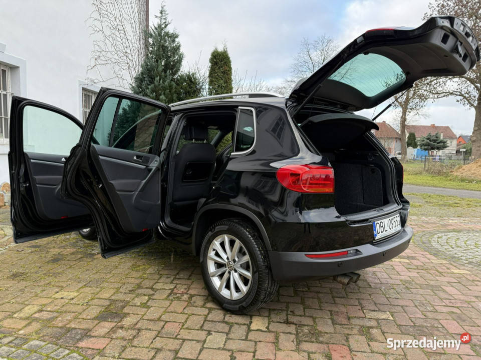 Volkswagen Tiguan 14TSI CZDA na pasku 150 115 czarny Tiguan Ocice