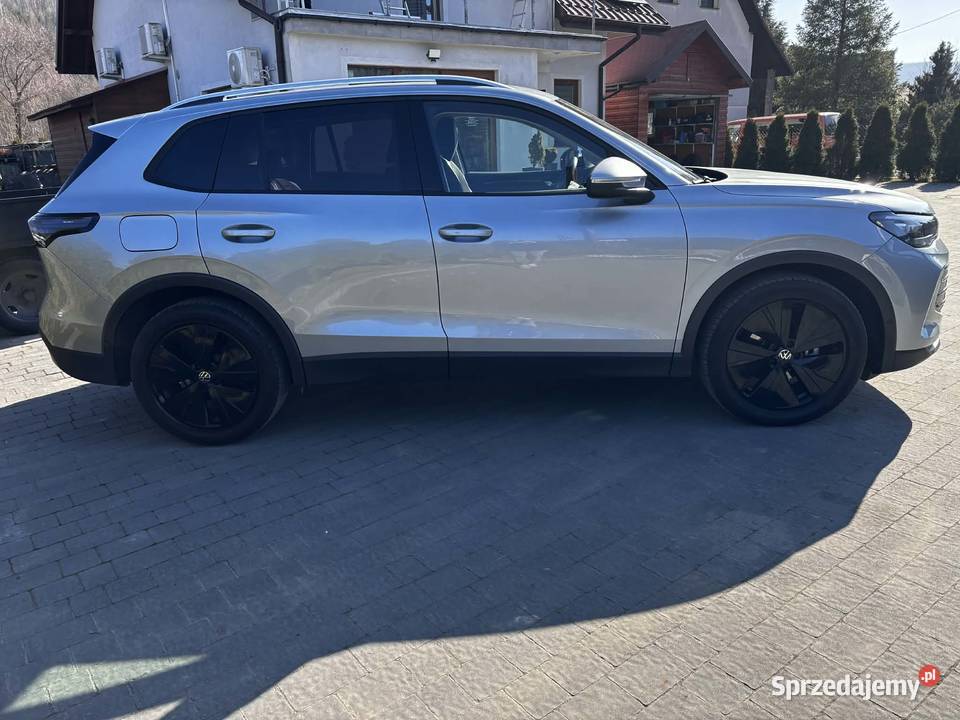 Volkswagen Tiguan Special Edition 15 etsi Tiguan