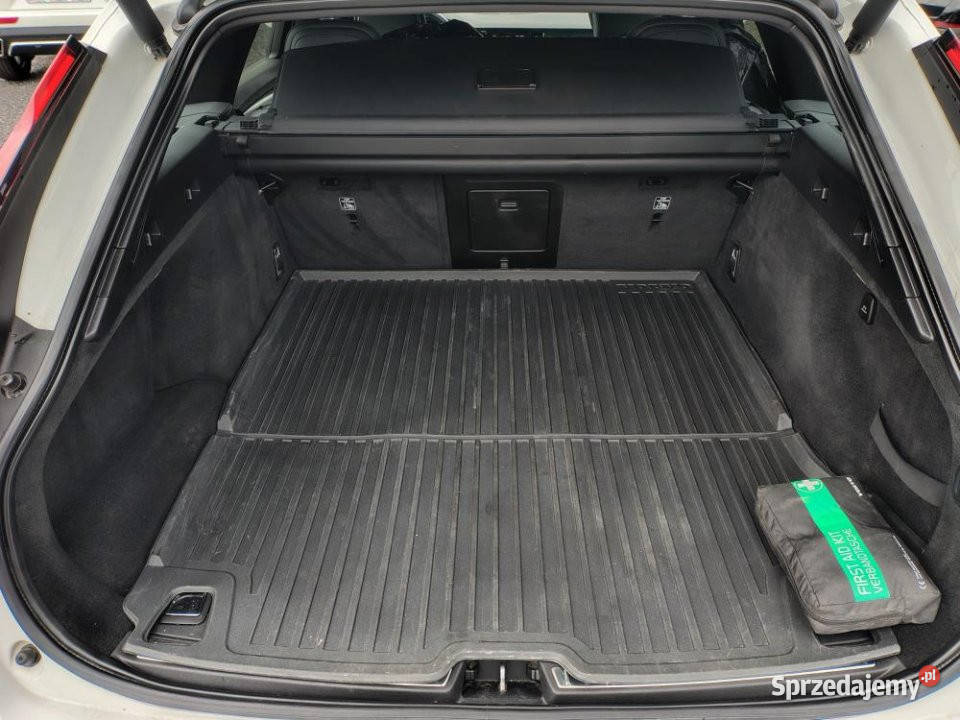 Volvo V90 Cross Country 2022r B4 AWD 197 FV23 Poznań sprzedam