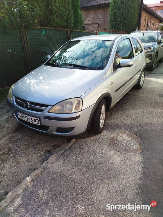 Sprzedam Opel Corsa 2002 r 10 benzyna nieuszkodzony sprzedam