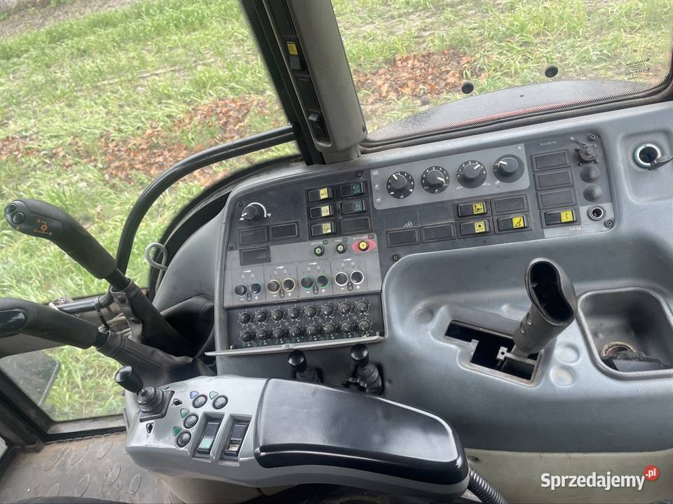 Valtra T160 z tuzem Valtra Góra Bałdrzychowska