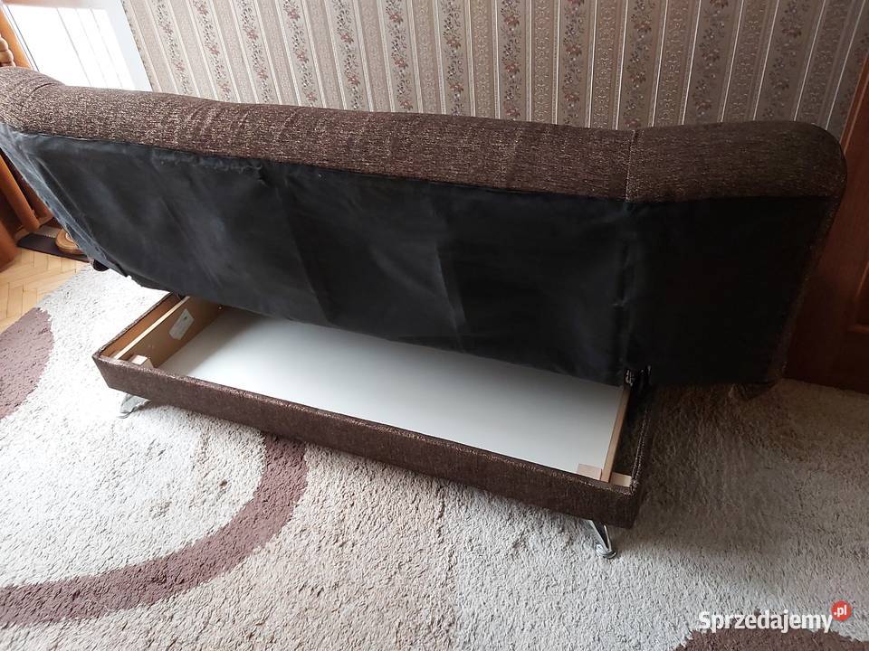 Wersalka Black Red White Pruszków