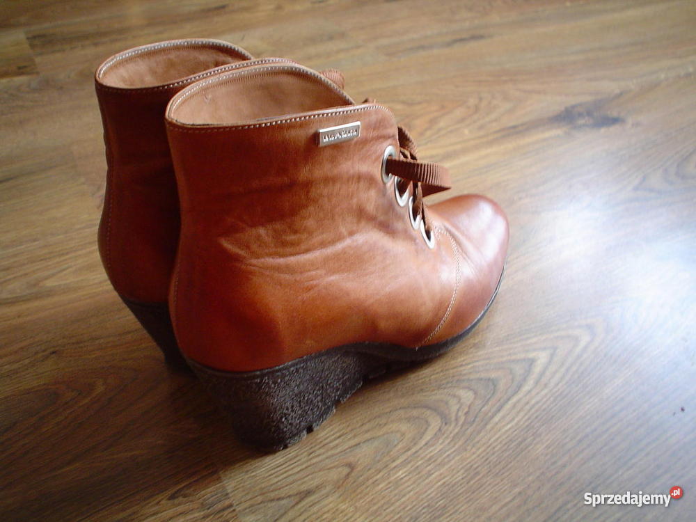 Botki skórzane na koturnie Błażej skóra pomorskie Czarne