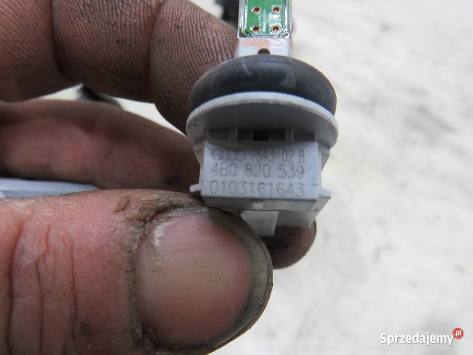 CZUJNIK TEMPERATURY AUDI A8 D4 4B0820539