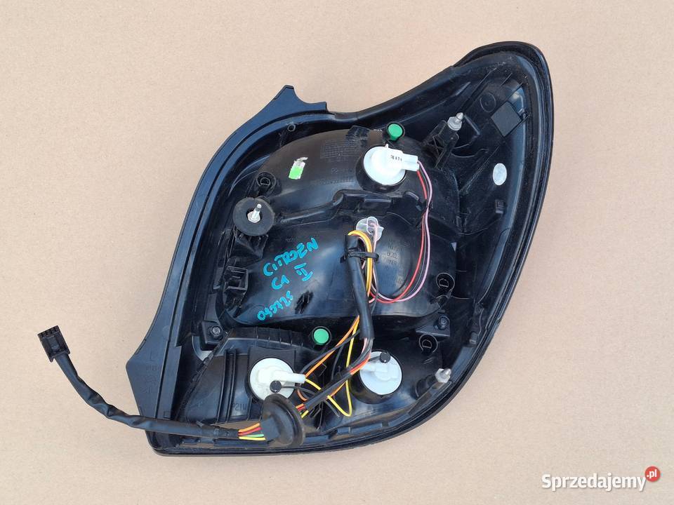 CITROEN C1 II LAMPA LEWY TYŁ LEWA TYLNA osobowe Bieleń