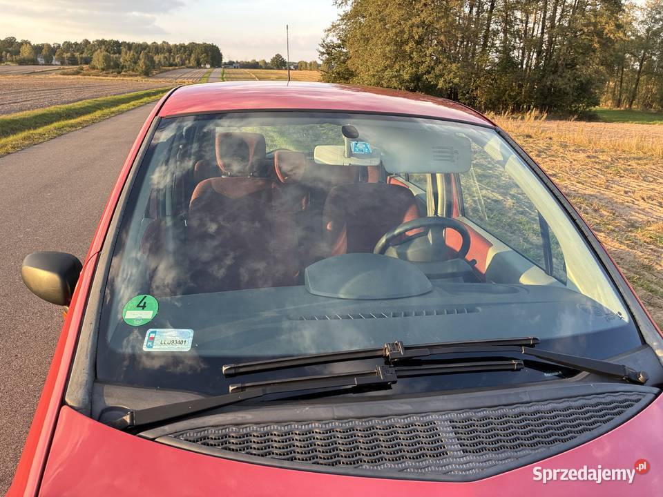 Sprzedam Renault Modus 12 75 z 2005 roku 210391km