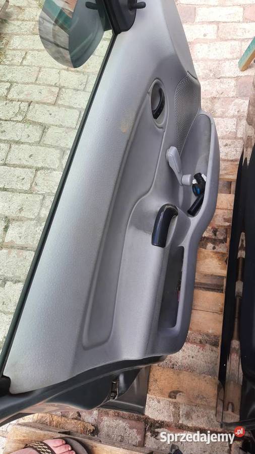 drzwi kompletne Citroen C3 I przód tył prawe Dębno