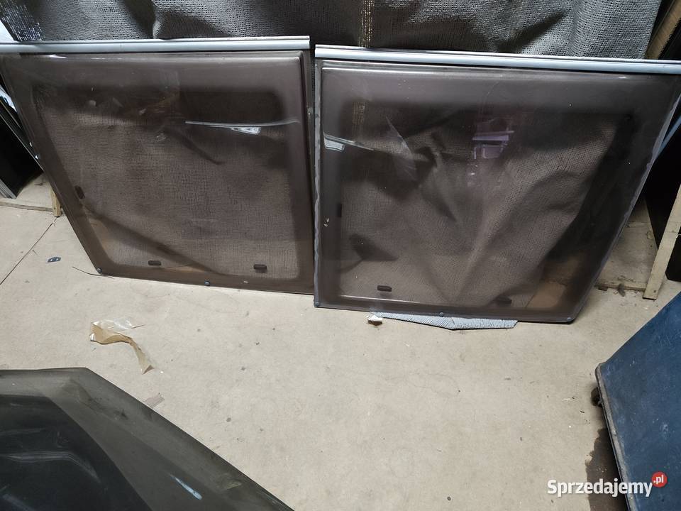 Szyby przód do przyczepy kempingowej KIP Odrowążek sprzedam