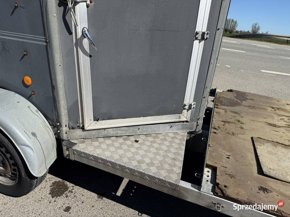 Boeckmann do koni z platforma Do przewozu koni