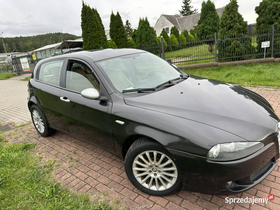 Alfa Romeo 147 liftingu skóry mocny silnik 150 5