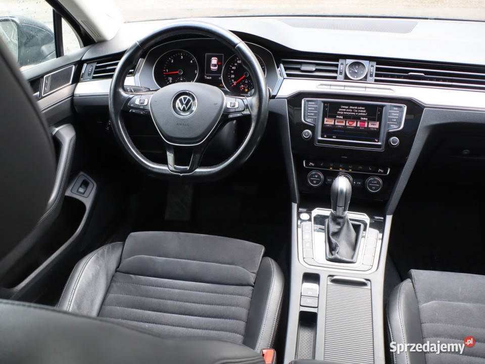 VW Passat 20 TDI nawigacja