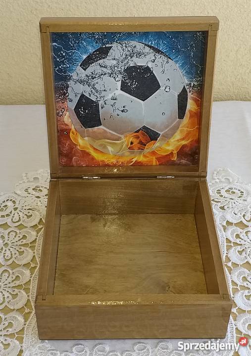 Pudełko na drobiazgi kibica decoupage rękodzieło Dąbrowa Górnicza