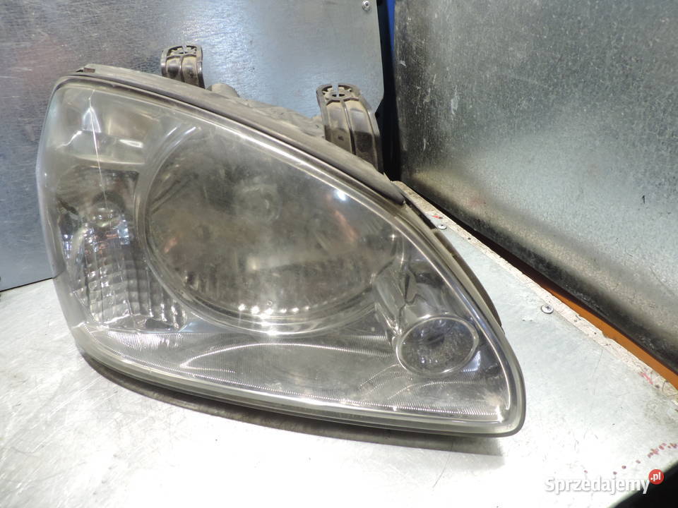 KIA CARENS II LAMPA PRAWY PRZÓD prawe