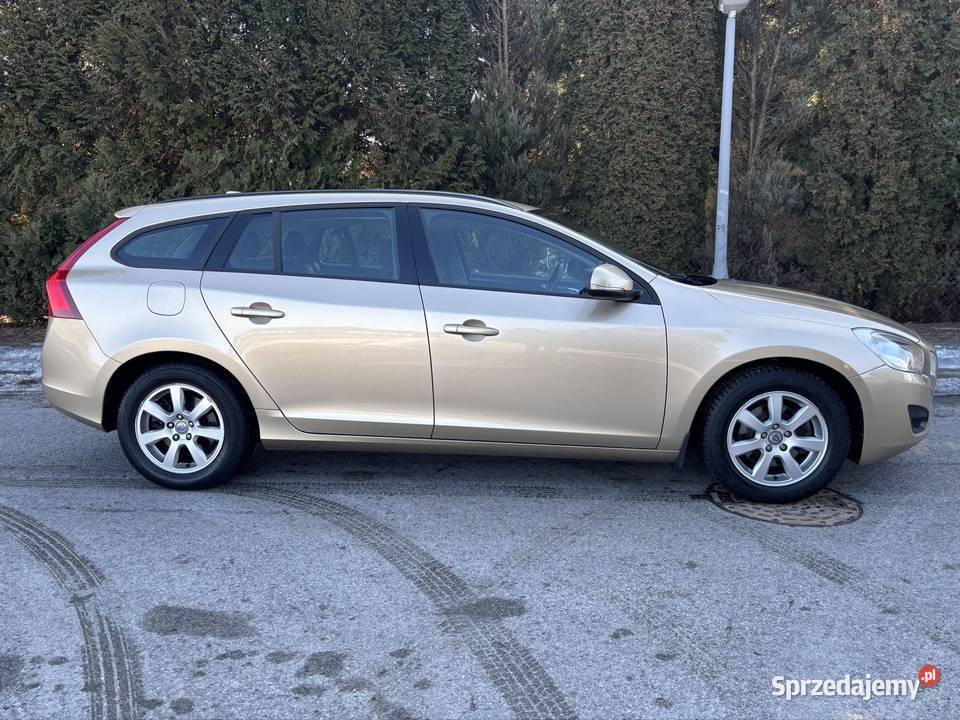Volvo V60 16 Diesel Nowy Rozrząd Zamiana Raty Rok produkcji 2011 Zamość