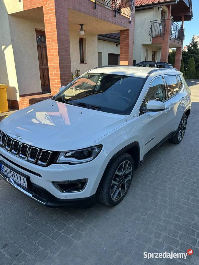 Jeep Compass bezwypadkowy salon Polska Rębiechowo