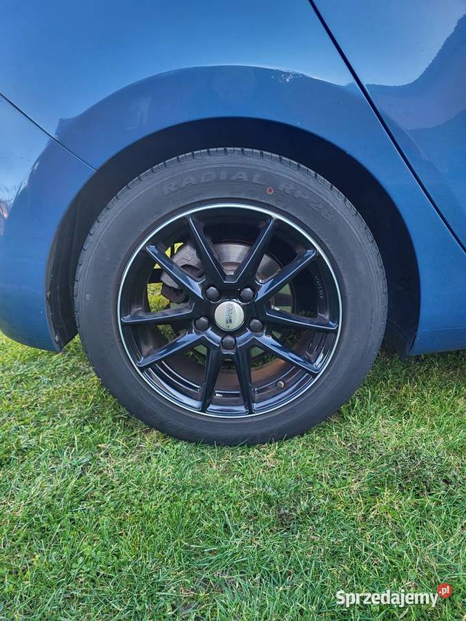 Sprzedam zadbanego HYUNDAIA I30 z 2016 r w Radom sprzedam