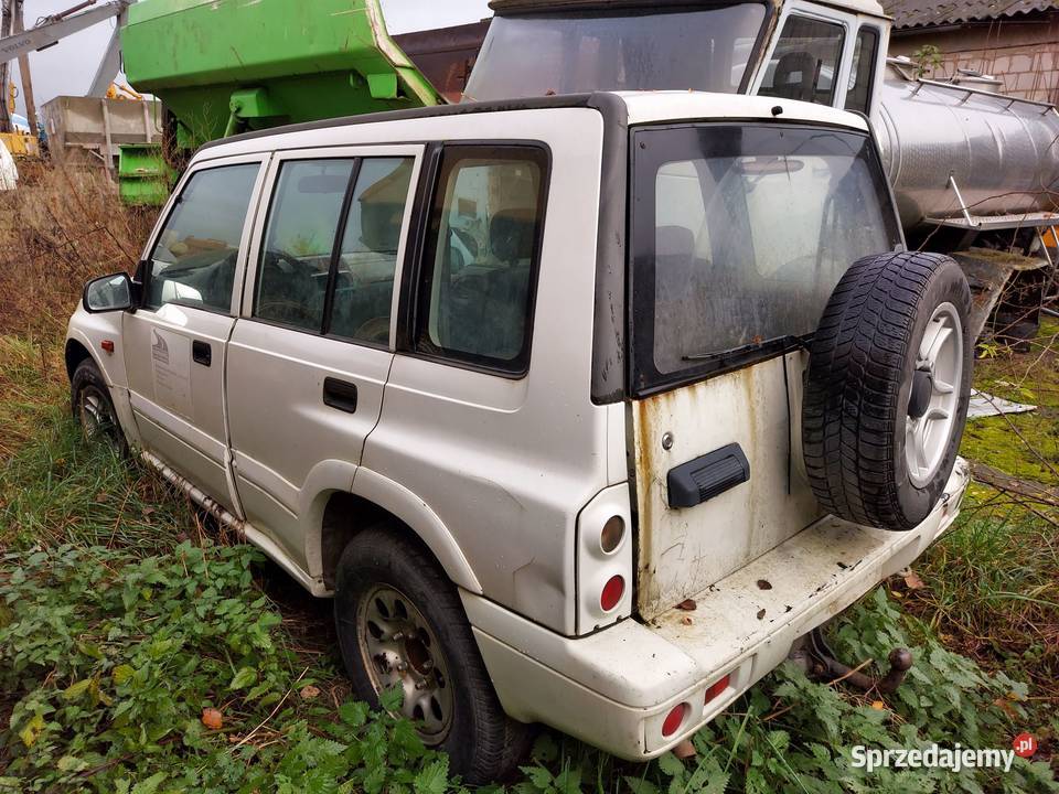 Santana 300 20D Dzierzążnia