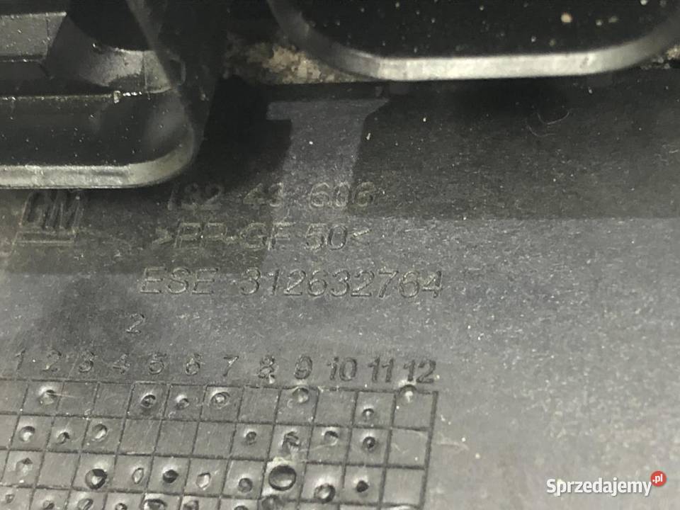 PRZEKAŹNIK ŚWIEC OPEL INSIGNIA A LIFT 13243606