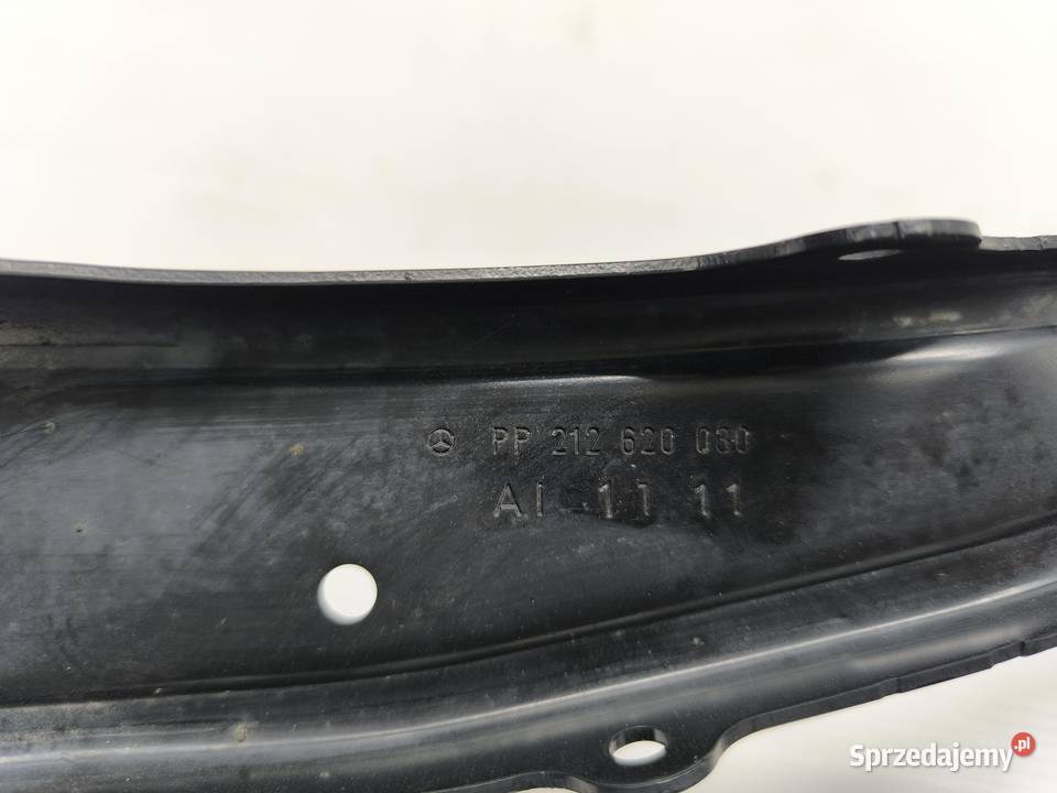 OKULAR WSPORNIK MOCOWANIE LAMPY PRAWY MERCEDES osobowe