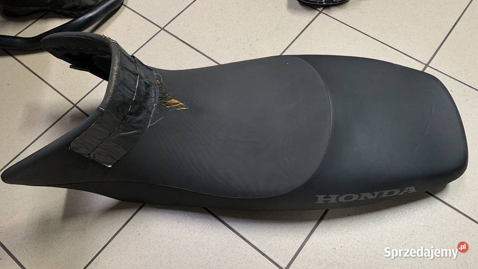 Siedzenie Kanapa Honda Varadero XL 125 Brzeszcze