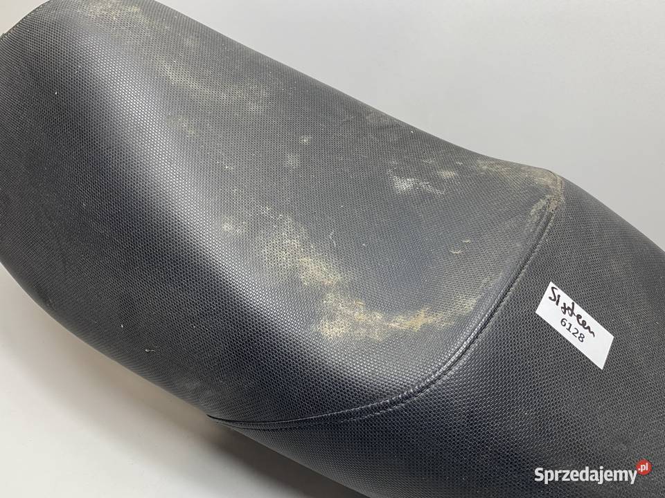 SUZUKI SIXTEEN UX125 SIEDZENIE KANAPA SCHOWEK Siedzenia