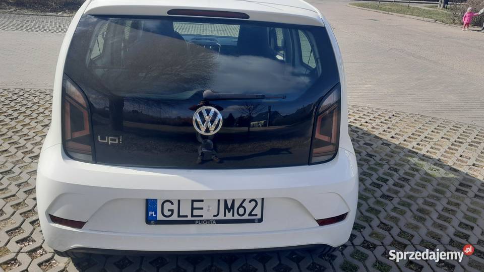 Volkswagen up move 10 60 biały 5 drzwi używany sprzedam