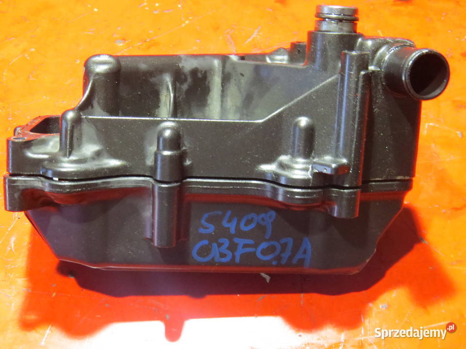 HONDA CBF600S CBF 600S 600 CHŁODNICA oleju Łódź