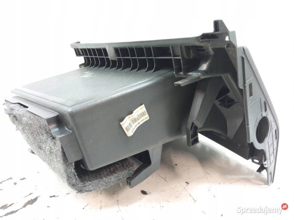 SCHOWEK PRAWY PASAŻERA DESKI 681080004R Renault świętokrzyskie