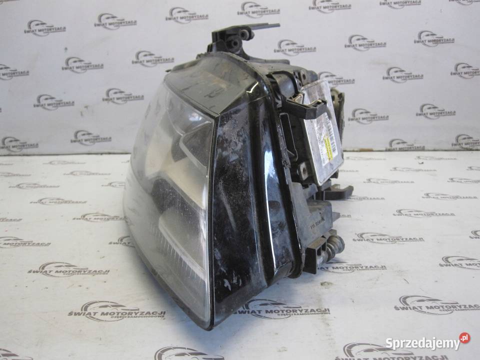 AUDI A4 B8 IV 09r lampa prawa przód 8K0941597 Kielce sprzedam