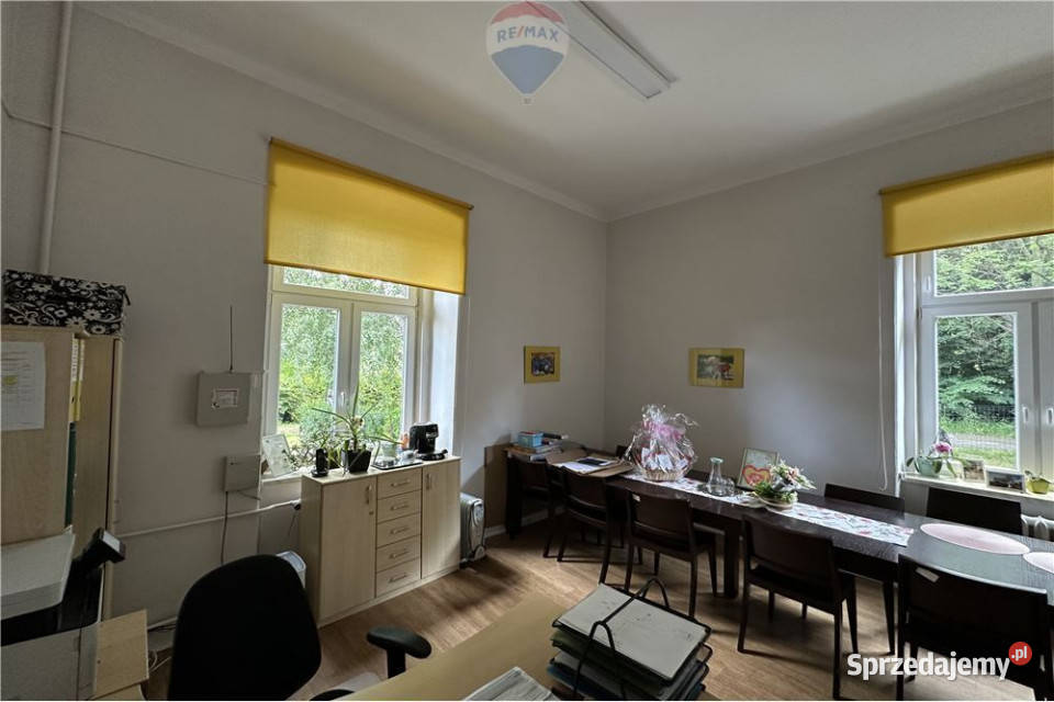 Obiekt Lokal 250 m z ogrodem i parkingiem 250m2 Bielsko-Biała sprzedam