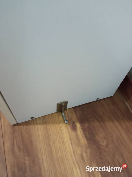 Wisząca szafka łazienkowa biała wieszaki relingi Siemiatycze sprzedam