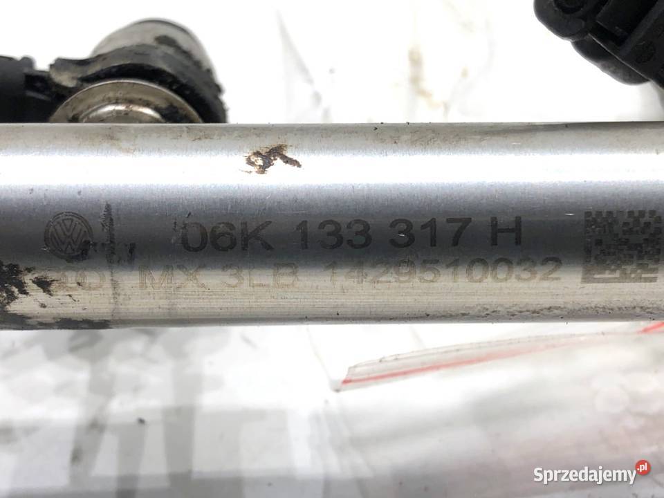 LISTWA WTRYSKOWA VW PASSAT B7 06K133317H 18 170 Listwy wtryskowe